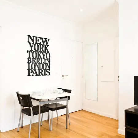 Bluestay 275 - A Apartment
