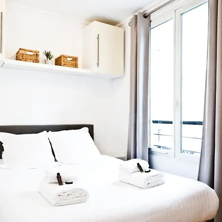 Bluestay 275 - A * Paris